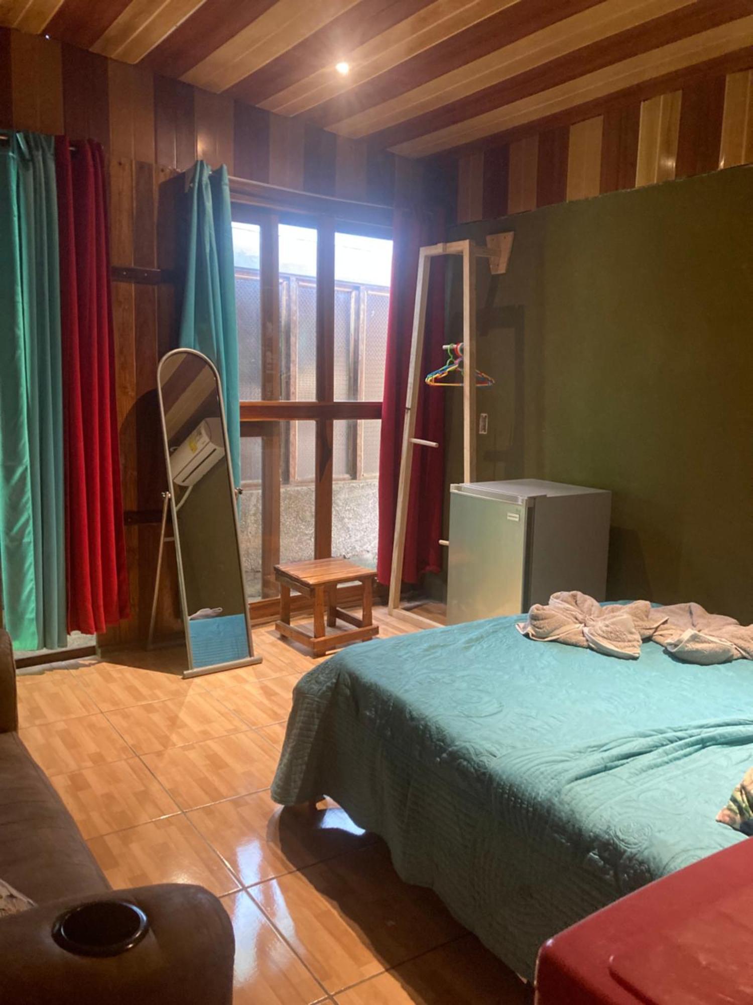 Pez Espada Tours Y Cabinas Драке Экстерьер фото